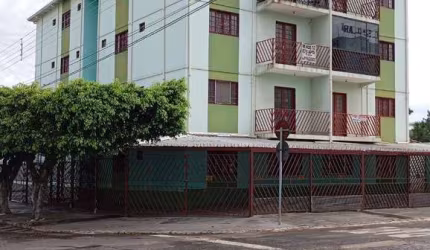 Apartamento com 2 dormitórios à venda, 60 m² por R$ 130.000 - Residencial Regina - Caldas Novas/GO