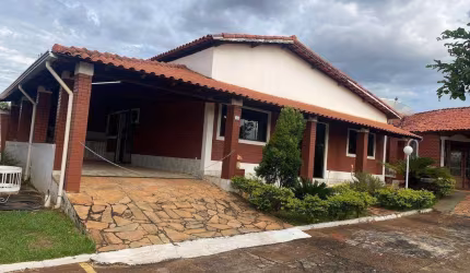 Chale de Laje Perto do Assai 3 dormitórios à venda por R$ 180.000 - Bairro Mansões das Águas Quentes - Caldas Novas/GO