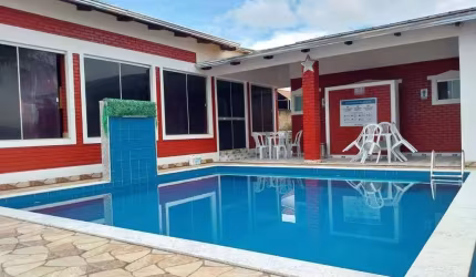 Chale com piscina 3 dormitórios à venda, 140 m² R$ 130.000 - Bairro Mansões das Águas Quentes - Caldas Novas/GO