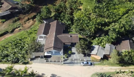 Chácara / sítio com 6 quartos à venda no Vale do Selke Grande, Pomerode , 260 m2 por R$ 1.650.000