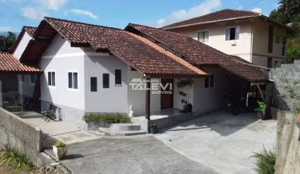 Casa com 3 quartos à venda no Testo Rega, Pomerode , 155 m2 por R$ 710.000