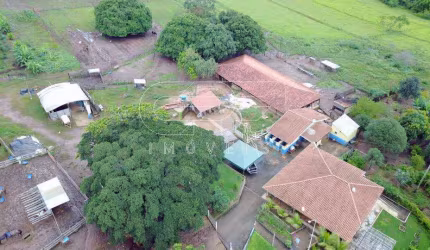Sítio para Venda em Cássia dos Coqueiros, Rural, 3 dormitórios, 4 banheiros