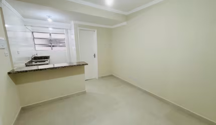 Apto 1 Dormitório todo reformado R$ 335.000,00 Ponta da Praia em Santos SP