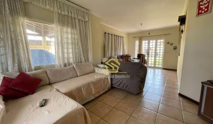 Casa com 3 dormitórios à venda, 235 m² por R$ 1.490.000,00 - Condomínio Delle Stelle - Louveira/SP