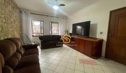 Casa com 4 dormitórios à venda, 320 m² por R$ 950.000,00 - Vila Coqueiro - Valinhos/SP