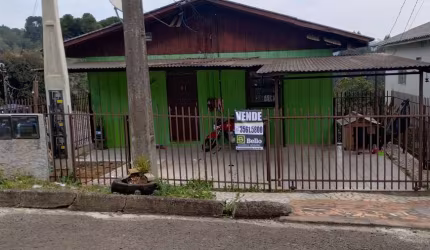 Casa à venda na Francisco Driessen, 240, Berger, Caçador por R$ 310.000