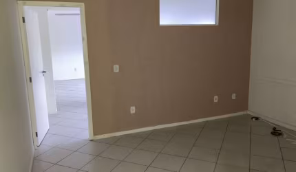 Sala comercial para alugar na Victor Baptista Adami, 18, Centro, Caçador