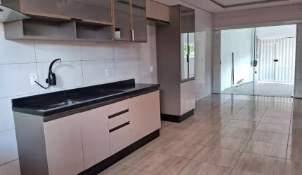 Casa com 2 quartos à venda na Caraguatá, 130, Bello, Caçador por R$ 370.000
