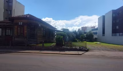 Terreno à venda na 13 de Maio, 49, Centro, Caçador por R$ 2.430.000