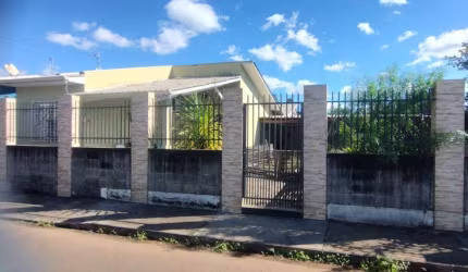 Casa com 3 quartos à venda na Antônio Pelizzer, 86, Martello, Caçador por R$ 380.000