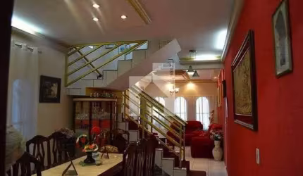 Casa com 4 dormitórios à venda, 283 m² - Vila Vianelo - Jundiaí/SP