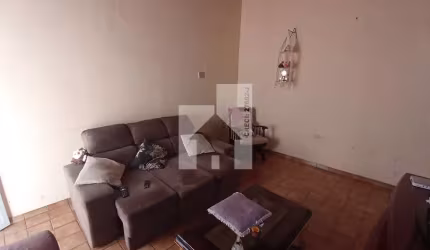 Casa à venda, Vila Vianelo, Jundiaí, SP com edícula