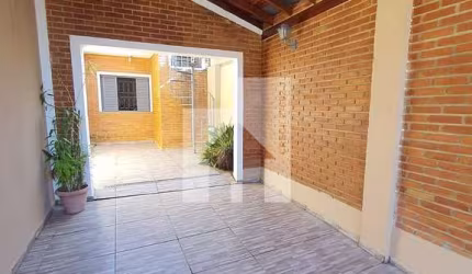 Casa à venda com 3 dormitórios (1 suíte) e edícula, 250m² de construção, Vila São Paulo, Jundiaí, S