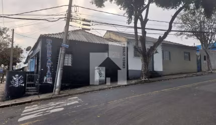 08 Casa e 01 salão comercial, à venda de esquina, com 960M², Vila Aparecida, Jundiaí, SP