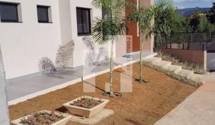Belíssima Casa à venda com 3 Dormitórios sendo 2 Suítes,  no condomínio Villagio di San Francesco n