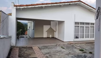 Casa à venda, OPORTUNIDADE, para Investir ou Morar, terreno com 500 m² , com 03 casas no terreno, n