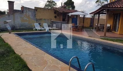 Casa residencial à venda, Champs Privés, Campo Limpo Paulista.