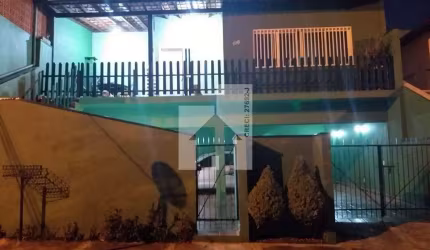 Casa com 3 dormitórios à venda, 180 m² - Jardim Itália - Jundiaí/SP