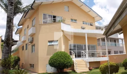 Casa com 8 dormitórios à venda, 798 m² por R$ 4.800.000,00 - Caxambu - Jundiaí/SP