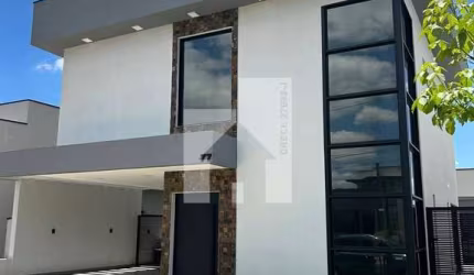 Magnifico Sobrado à venda com 3 Dormitórios sendo 1 Suíte, Aceita Financiamento, Condomínio Gran Vi