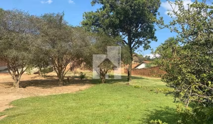 Casa à venda em terreno de 1863m² com duas casas térrea, Bairro do Poste/Jardim Tulipas , Jundiaí,