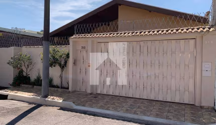 Excelente Casa Térrea à venda com 3 Dormitórios sendo 1 Suíte, Jardim Danúbio, Jundiaí, SP