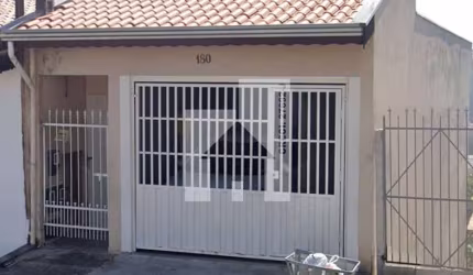 VENDE ou PERMUTA casa com 3 andares, com total de 5 quartos, no Jardim Itália, Várzea Paulista, SP
