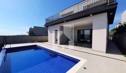 Magnifico Sobrado a venda com 4 Dormitórios , Varanda com Hidromassagem, Área Gourmet com Piscina n