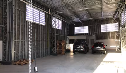 Galpão Comercial 200 m², no centro - Jardim São Dimas