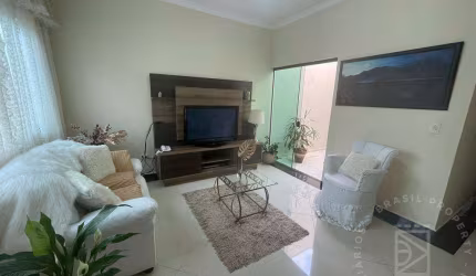 Casa Térrea em condomínio - Taubaté  - Venda e locação - 3 quartos, 1 suíte