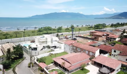 Apartamento com 3 quartos, beira mar, 118m², 2 vagas, em Caraguatatuba.