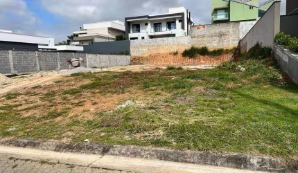 Terreno 700m² a venda em Condomínio Fechado no Urbanova -SJC