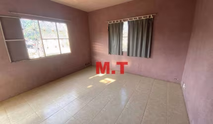 Casa com 3 dormitórios para alugar, 85 m² por R$ 1.700,00/mês - Campo Grande - Rio de Janeiro/RJ