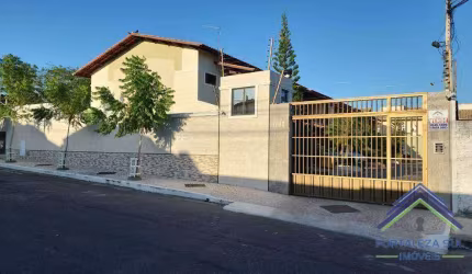 Casa com 4 dormitórios à venda, 141 m² por R$ 580.000,00 - Sapiranga - Fortaleza/CE