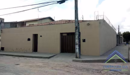 Casa com 3 dormitórios à venda, 162 m² por R$ 650.000,00 - Parangaba - Fortaleza/CE