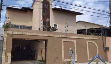 Casa com 4 dormitórios à venda, 400 m² por R$ 1.500.000,00 - Edson Queiroz - Fortaleza/CE