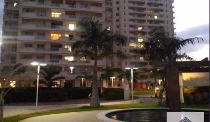 Apartamento com 3 dormitórios à venda, 129 m² por R$ 680.000,00 - Cambeba - Fortaleza/CE