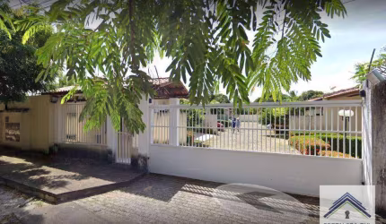 Casa com 3 dormitórios à venda, 83 m² por R$ 320.000,00 - Lagoa Redonda - Fortaleza/CE