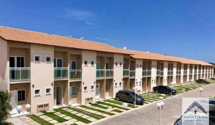Casa com 2 dormitórios à venda, 69 m² por R$ 220.000 - Messejana - Fortaleza/CE