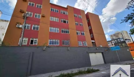 Apartamento com 2 dormitórios à venda, 50 m² por R$ 220.000 - Benfica - Fortaleza/CE