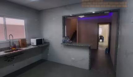 Casa à venda em Taboão da Serra-SP: 3 quartos, 3 suítes, 2 salas, 2 vagas de garagem, 120 m² no Jardim Santa Terezinha!