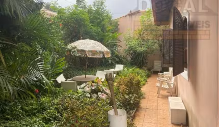 Casa com 3 quartos à venda na Rua México, 365, Jardim América, Taboão da Serra, 180 m2 por R$ 1.000.000