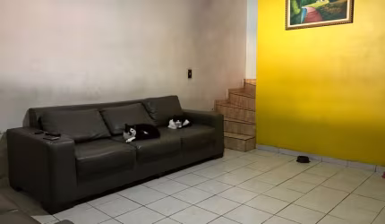 SOBRADO  |  2 DORMS  |  INTERCAP
