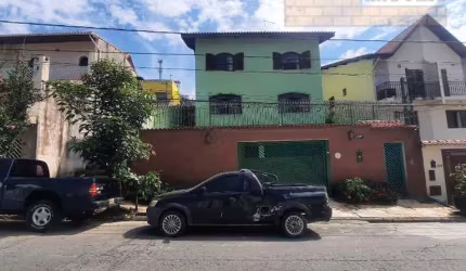 Casa com 3 quartos à venda na Rua México, 140, Jardim América, Taboão da Serra, 276 m2 por R$ 2.100.000