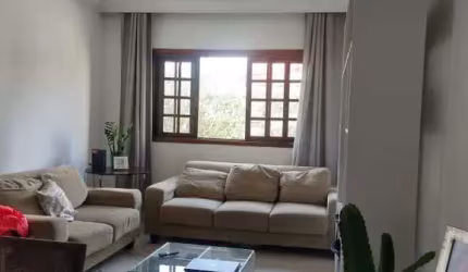 Casa em Condomínio com 3 quartos e 136,50 m² no Parque Monte Alegre - Taboão da Serra-SP