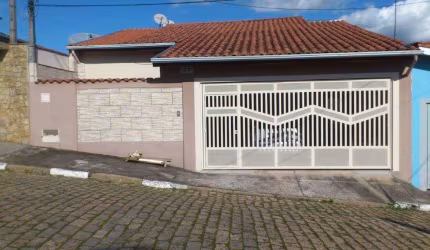 Casa com 3 quartos à venda na Rua José Alves de Godoy, Jardim Ipê, Itatiba, 260 m2 por R$ 750.000