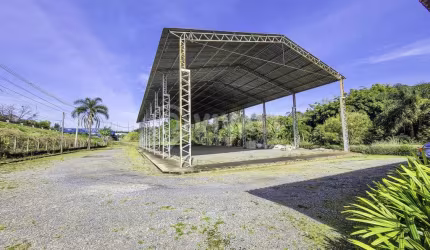 Barracão / Galpão / Depósito à venda na Rodovia Engenheiro Constâncio Cintra, Bairro da Aparecidinha, Itatiba por R$ 3.800.000