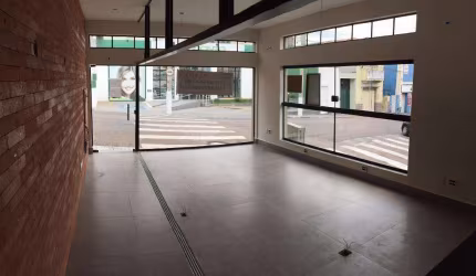 Prédio à venda na Rua Campos Salles, Centro, Itatiba, 246 m2 por R$ 1.650.000