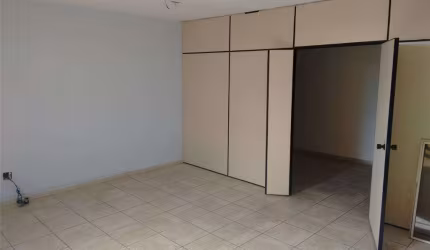 Sala comercial com 1 sala à venda na Rua Benjamin Constant, Centro, Itatiba, 48 m2 por R$ 250.000