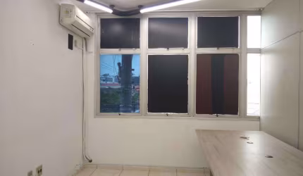 Sala comercial com 4 salas à venda na Rua Benjamin Constant, Centro, Itatiba, 66 m2 por R$ 250.000